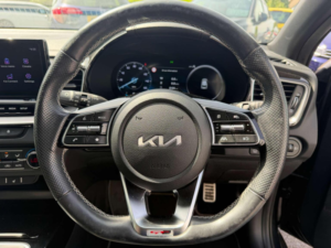 2023 Kia Xceed 1.5 T-Gdi Gt-Line S Euro 6 (s/s) 5dr in Black — image 4