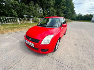 2009 Suzuki Swift 1.3 Td 5dr in Red — image 2