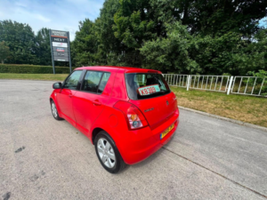 2009 Suzuki Swift 1.3 Td 5dr in Red — image 3