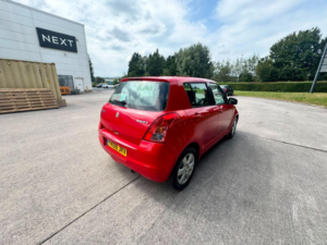 2009 Suzuki Swift 1.3 Td 5dr in Red — image 5