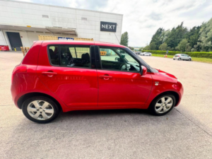 2009 Suzuki Swift 1.3 Td 5dr in Red — image 6