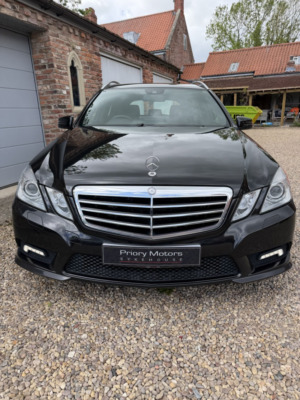 2011 Mercedes-Benz E Class 3.0 E350 Cdi V6 Blueefficiency Sport in Black — image 6
