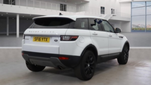 2016 Land Rover Range Rover Evoque Td4 Se in White — image 3