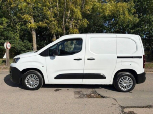 2021 Peugeot Partner 1.5 Bluehdi 650 Professional Premium Standard Panel Van Swb Euro 6 5dr in White — image 4