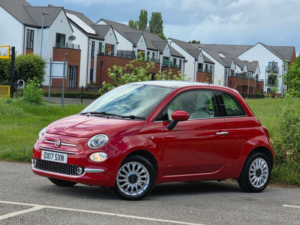 2017 Fiat 500 1.2 Lounge Hatchback 3dr Petrol Manual Euro 6 (s/s) (69 Bhp) in Red — image 3