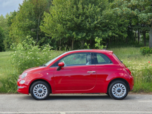 2017 Fiat 500 1.2 Lounge Hatchback 3dr Petrol Manual Euro 6 (s/s) (69 Bhp) in Red — image 4