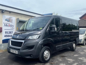 2019 Peugeot Boxer 2.0 Bluehdi 333 in Grey — image 4