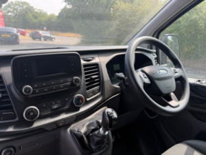 2021 Ford Transit Custom 2.0 Transit Custom Leader Van 300 L1 2.0l Ecoblue 130ps Fwd 6 Speed Manual in White — image 2