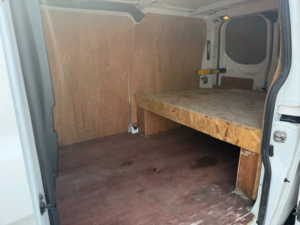 2021 Ford Transit Custom 2.0 Transit Custom Leader Van 300 L1 2.0l Ecoblue 130ps Fwd 6 Speed Manual in White — image 4