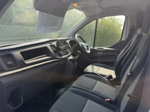 2021 Ford Transit Custom 2.0 Transit Custom Leader Van 300 L1 2.0l Ecoblue 130ps Fwd 6 Speed Manual in White — image 5