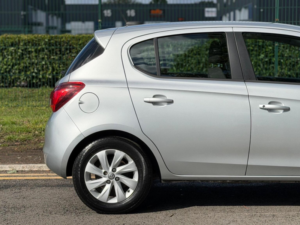 2016 Vauxhall Corsa 1.4i Ecoflex Design Euro 6 5dr in Silver — image 6