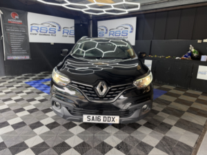 2016 Renault Kadjar 1.5 Dynamique Nav Dci 110 in Black — image 6