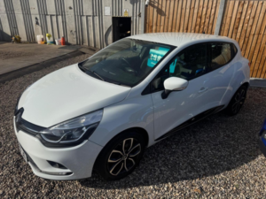 2018 Renault Clio 0.9 Tce Play Euro 6 (s/s) 5dr in White — image 3