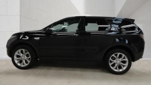 2017 Land Rover Discovery Sport 2.0 Td4 Hse Auto 4WD Euro 6 (s/s) 5dr in Black — image 6