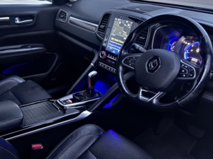 2017 Renault Koleos 2.0 Signature Nav Dci 175 4WD Auto X-Tronic in Grey — image 2