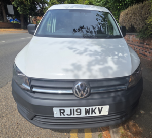 2019 Volkswagen Caddy 2.0 Tdi C20 Startline in White — image 4