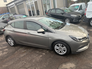 2017 Vauxhall Astra 1.6 Cdti Ecoflex Tech Line Hatchback 5dr Diesel Manual Euro 6 (s/s) (110 Ps) in Grey — image 2