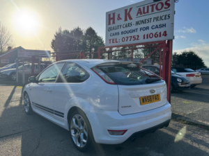 2008 Ford Focus 2.5 Siv St-3 3dr in White — image 3