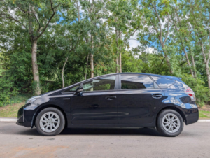 2019 Toyota Prius+ 1.8 Vvt-H 5dr Petrol Hybrid CVT in Black — image 4