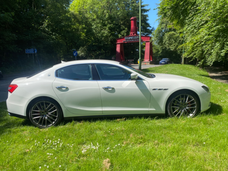 2016 Maserati Ghibli Dv6 in White — image 1