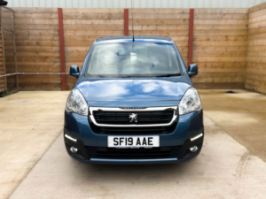 2019 Peugeot Partner Tepee 3 SEAT Wheelchair Accessible Disabled Access Vehicle Wav in Blue — image 4