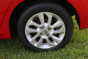 2019 Honda Jazz 1.3 I-Vtec Se Navi in Red — image 5