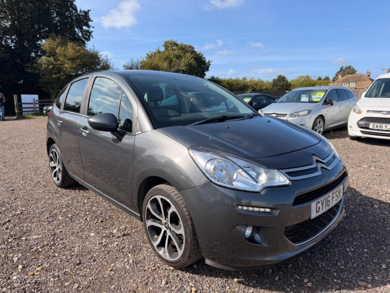 2016 Citroen C3 1.2 Puretech Platinum Euro 6 5dr in Grey — image 1