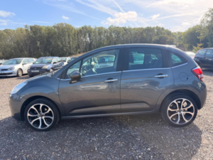 2016 Citroen C3 1.2 Puretech Platinum Euro 6 5dr in Grey — image 6