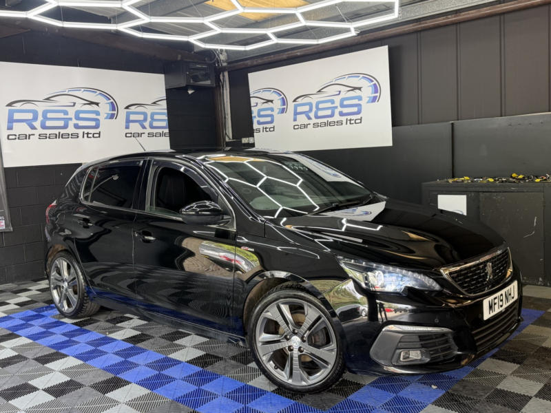 2019 Peugeot 308 1.2 Puretech Gpf Gt Line in Black — image 1