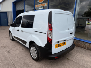2022 Ford Transit Connect 1.5 240 Ecoblue Leader Crew Van Double Cab 6dr Diesel Manual L1 Euro 6 100 Ps in White — image 4