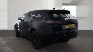2018 Land Rover Range Rover Velar 2.0 D240 R-Dynamic Se Auto 4WD Euro 6 (s/s) 5dr in Black — image 4