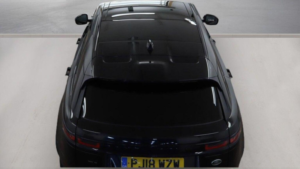 2018 Land Rover Range Rover Velar 2.0 D240 R-Dynamic Se Auto 4WD Euro 6 (s/s) 5dr in Black — image 6