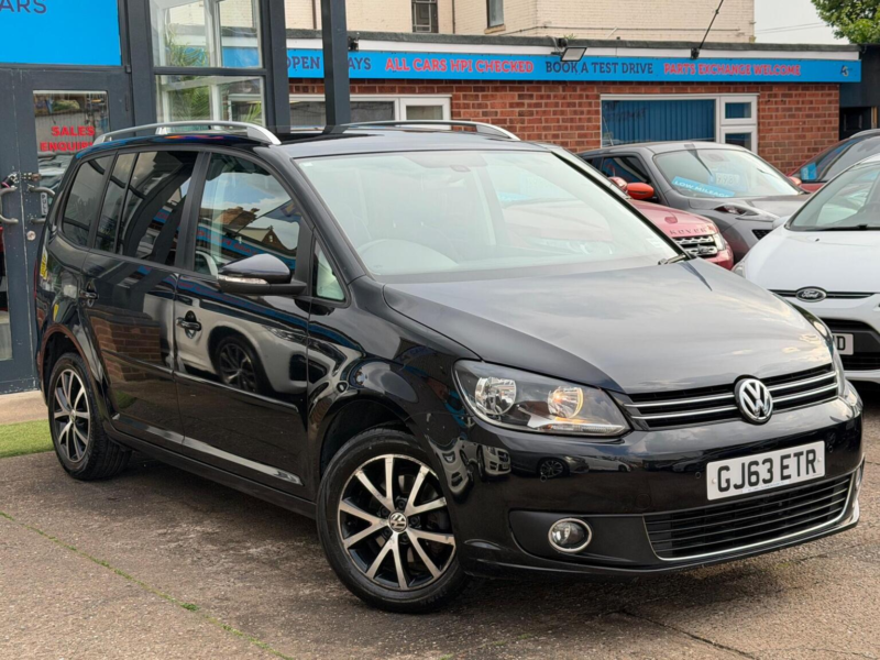 2013 Volkswagen Touran 1.6 Tdi Bluemotion Tech Se DSG Euro 5 (s/s) 5dr in Black — image 1
