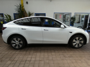 2023 Tesla Model Y SUV 5dr Electric Auto Rwd (346 Ps) in White — image 6