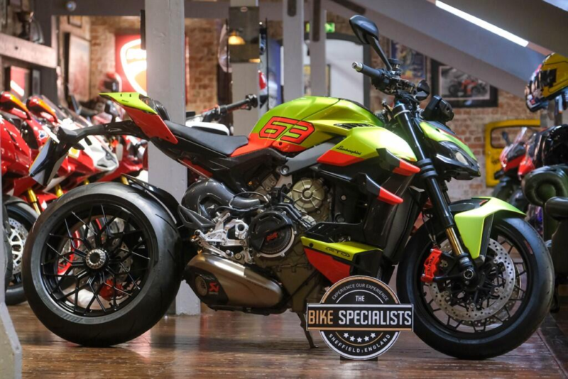 2023 Ducati Streetfighter V4 *lamborghini Limited Edition No: 519 Of 630* in Multicolour — image 1