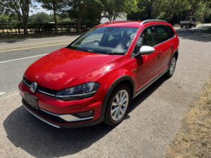 2015 Volkswagen Golf 1.8tsi Petrol DSG 4motion 4WD in Red — image 2