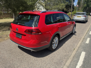 2015 Volkswagen Golf 1.8tsi Petrol DSG 4motion 4WD in Red — image 3
