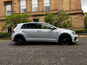2017 Volkswagen Golf 2.0 Golf Gtd Tdi 5dr in Silver — image 6