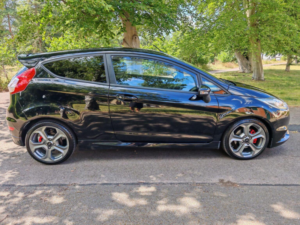 2017 Ford Fiesta 1.6t Ecoboost St-3 Euro 6 3dr in Black — image 3