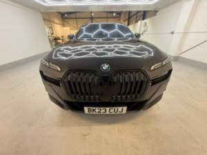 2023 BMW 7 Series 3.0 750e Xdrive M Sport in Black — image 2