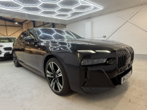 2023 BMW 7 Series 3.0 750e Xdrive M Sport in Black — image 4
