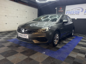 2020 Vauxhall Astra 1.5 Turbo D Se in Grey — image 5