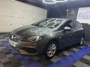 2020 Vauxhall Astra 1.5 Turbo D Se in Grey — image 6