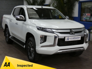 2019 Mitsubishi L200 2.2 Di-D Dc Barbarian X Pickup Double Cab 4dr Diesel Auto 4WD Euro 6 (s/s) (150 Ps) in White — image 2