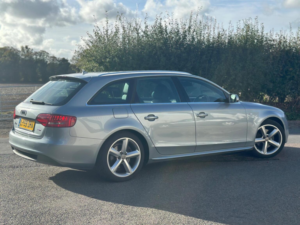 2010 Audi A4 Avant 1.8 Tfsi Executive S Line Multitronic Euro 4 5dr in Silver — image 5