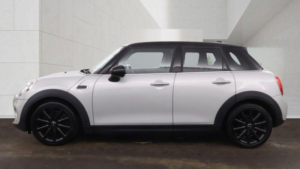 2016 MINI Hatch 1.5 Cooper D Euro 6 (s/s) 5dr in Silver — image 6