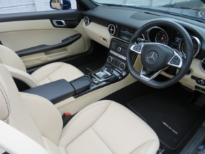 2017 Mercedes-Benz Slc Slc 250d Amg Line Roadster 9g Automatic * Sahara Leather + Pan Roof + Air Scarf + Big Spec * in Blue — image 4