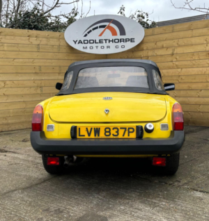 1975 MG Mgb 1.8 Roadster in Yellow — image 3