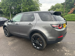 2018 Land Rover Discovery Sport 2.0 Td4 Hse Black in Grey — image 4