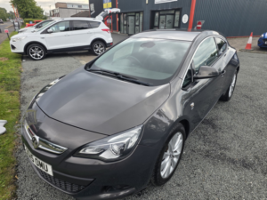 2015 Vauxhall Astra Gtc 1.4 I Turbo Sri in Grey — image 3